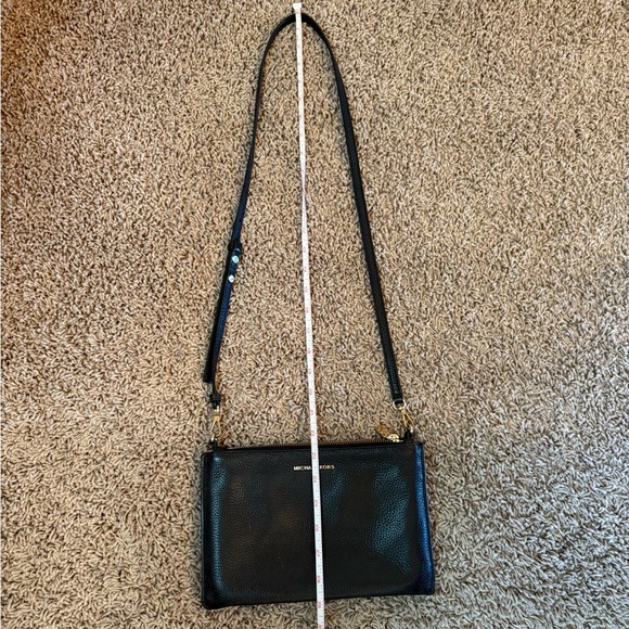 EUC Michael Kors Adele Leather Crossbody Bag - Picture 6 of 6